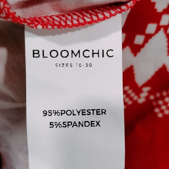 BloomChic Snowflake Print Twist Front SweatshirtRegular Red/White Size 14 - Picture 7 of 7